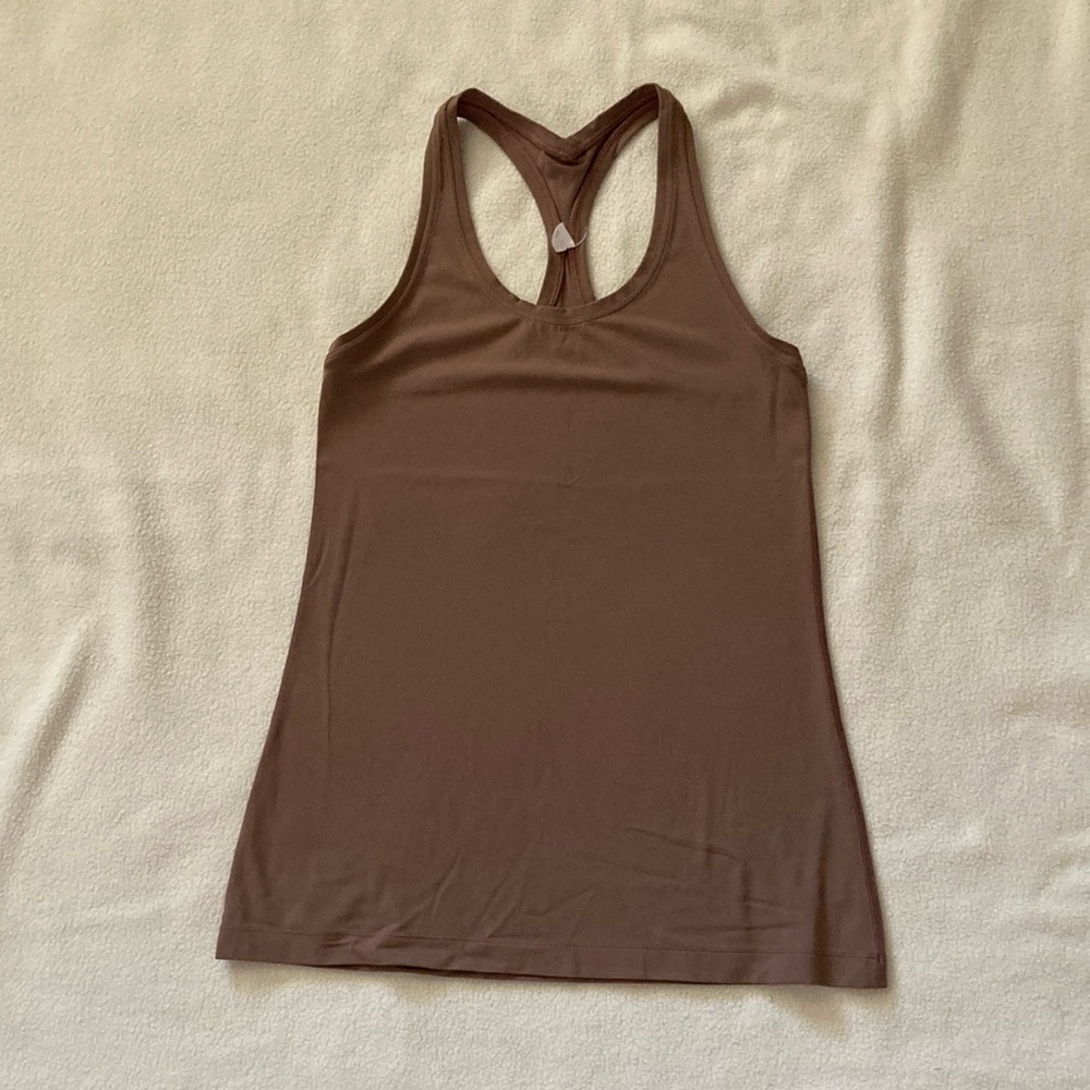 Lululemon Tank Top. Size 8. Brown.